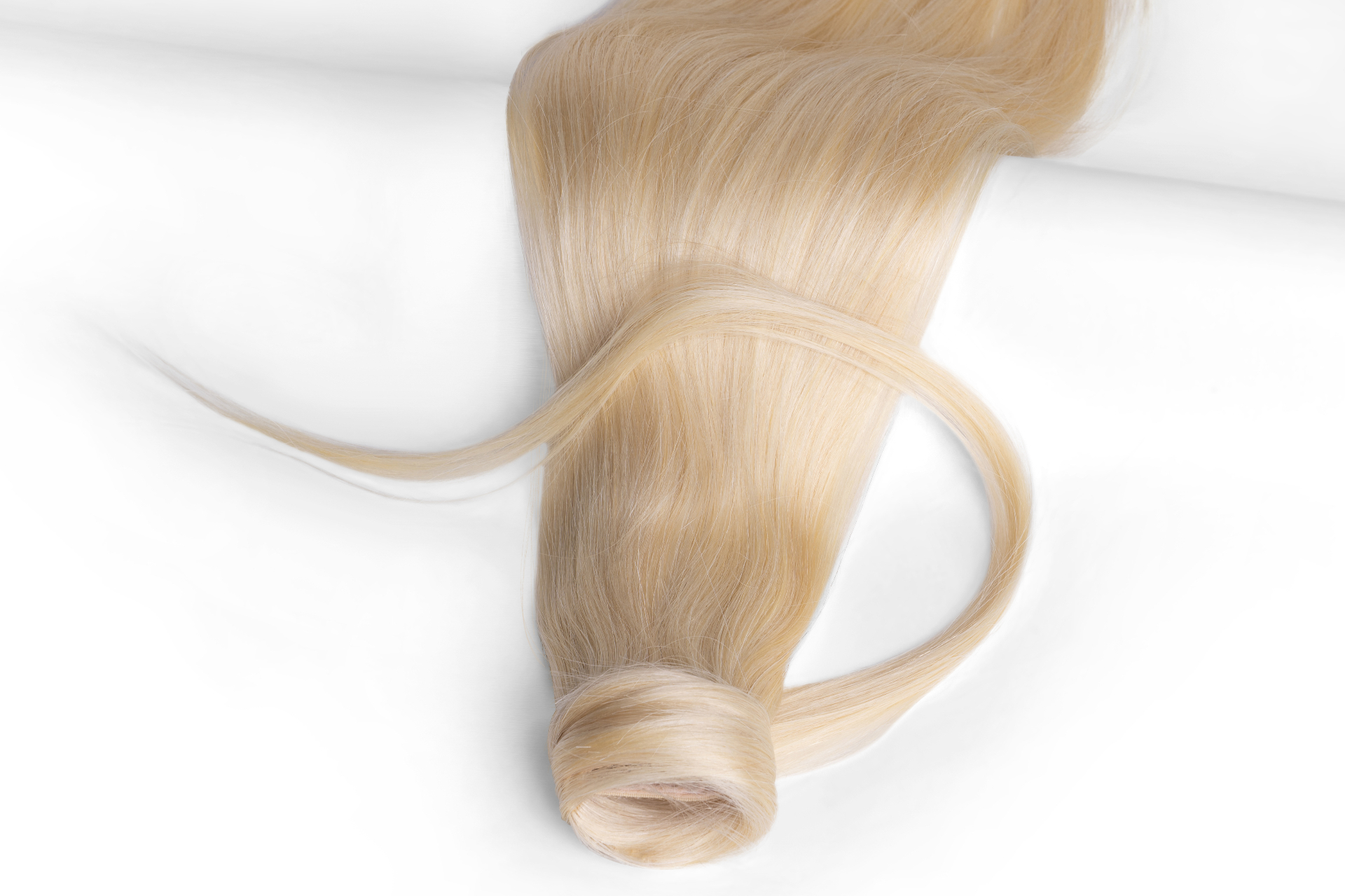 קוקו קליפס – WHITE